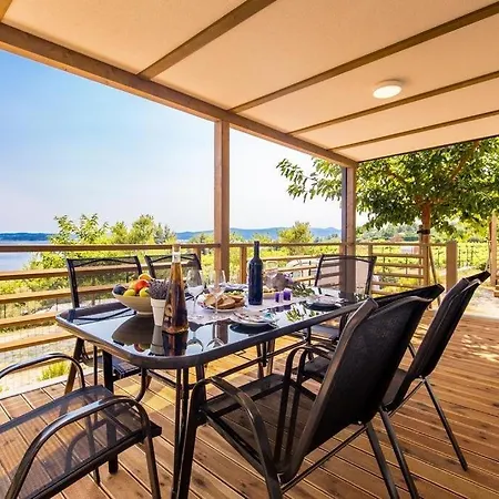 Mobile In With Sea View, Terrace, Air Conditioning, Wi-fi *